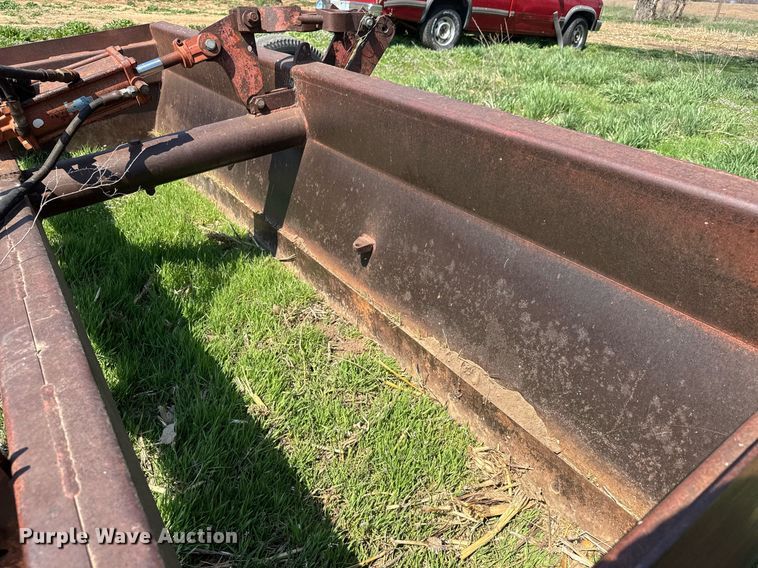 image for item EQ1261 10' W box blade