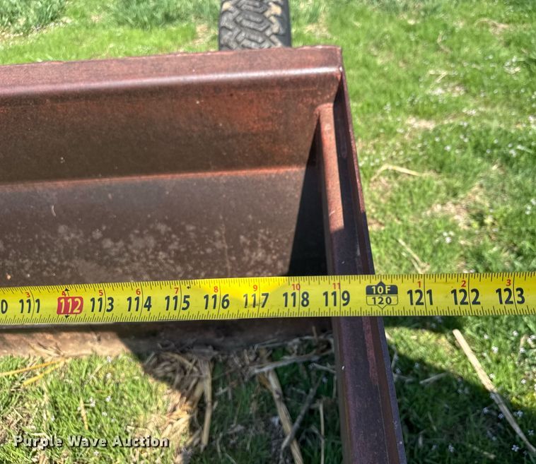 image for item EQ1261 10' W box blade