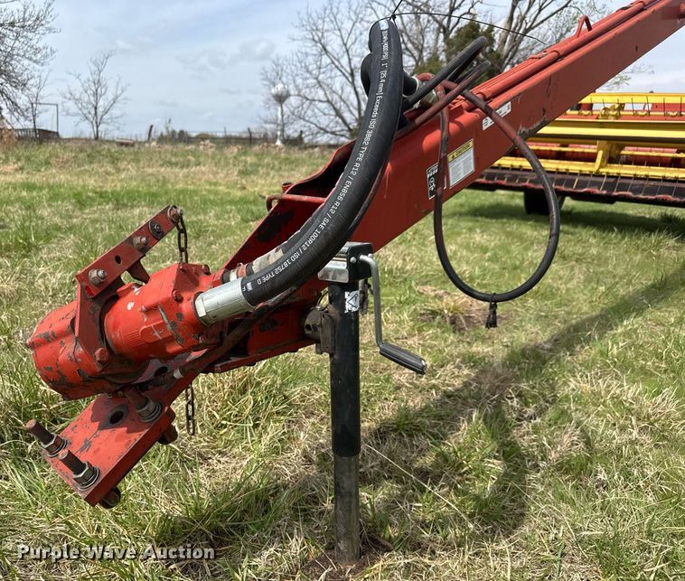 image for item EQ1282 1994 New Holland 116 swather / windrower