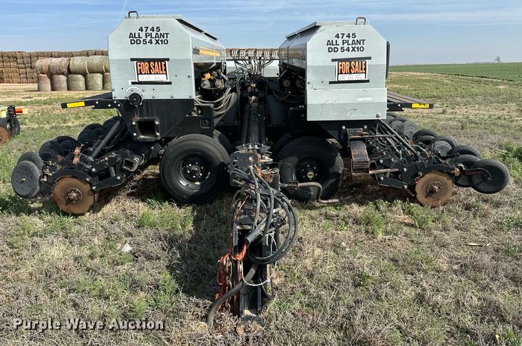 image for item EQ4522 Crustbuster 4745 grain drill