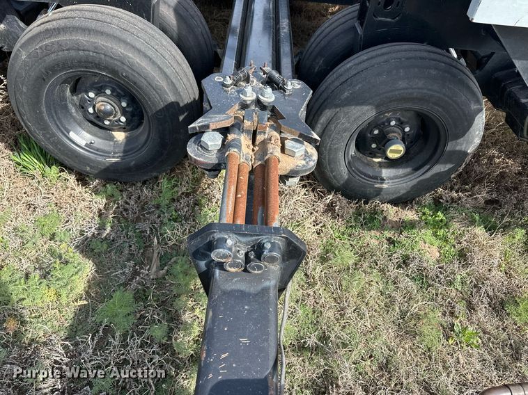 image for item EQ4522 Crustbuster 4745 grain drill