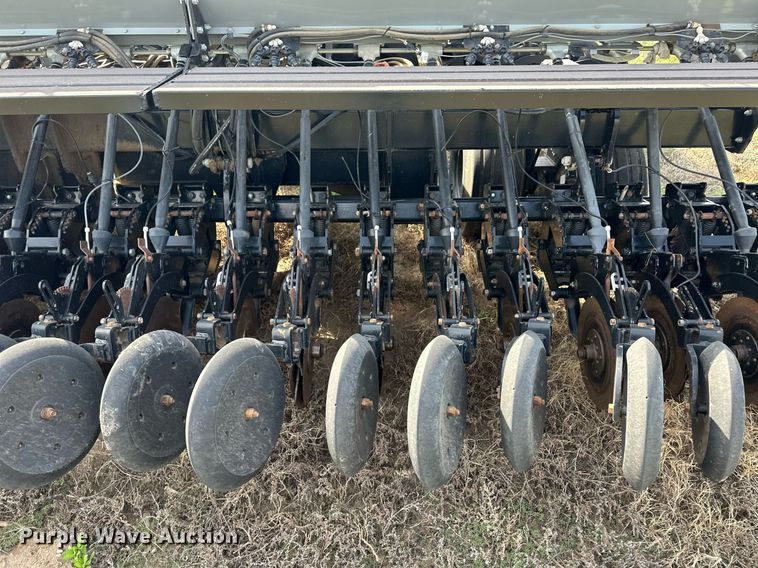 image for item EQ4522 Crustbuster 4745 grain drill