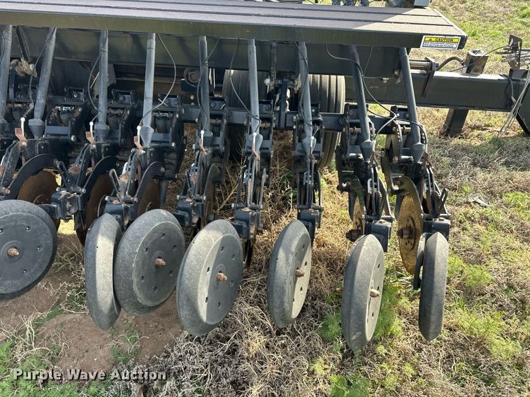 image for item EQ4522 Crustbuster 4745 grain drill