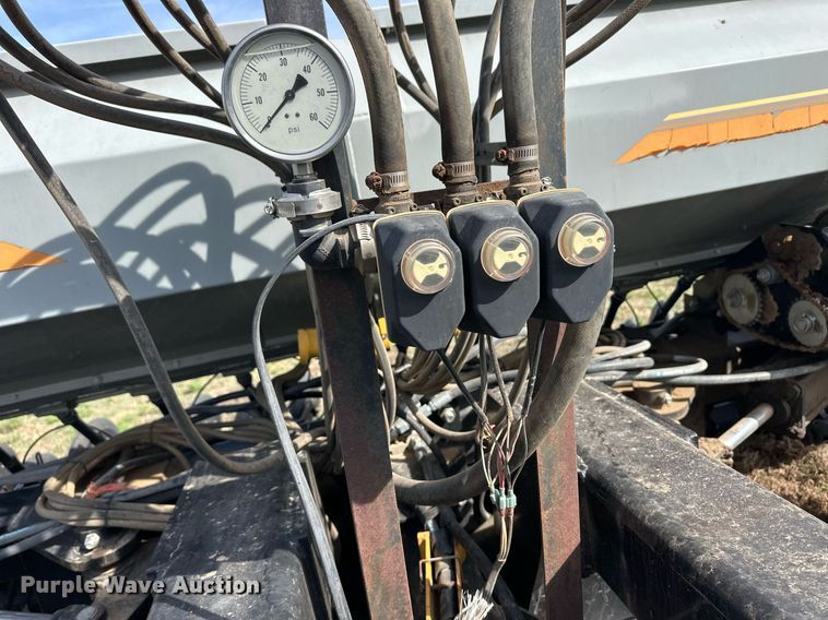 image for item EQ4522 Crustbuster 4745 grain drill