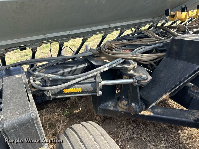 image for item EQ4522 Crustbuster 4745 grain drill