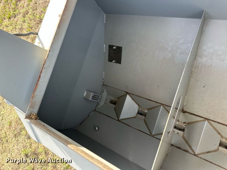 image for item EQ4522 Crustbuster 4745 grain drill