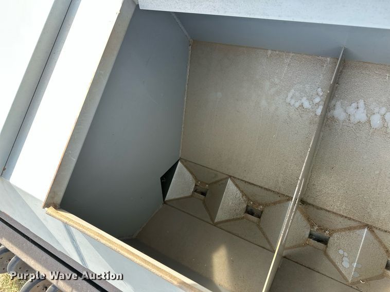 image for item EQ4522 Crustbuster 4745 grain drill