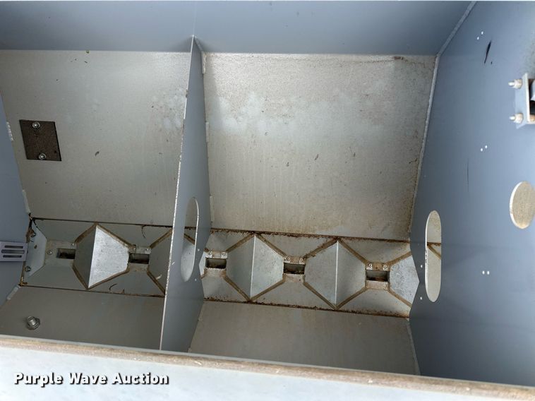 image for item EQ4522 Crustbuster 4745 grain drill