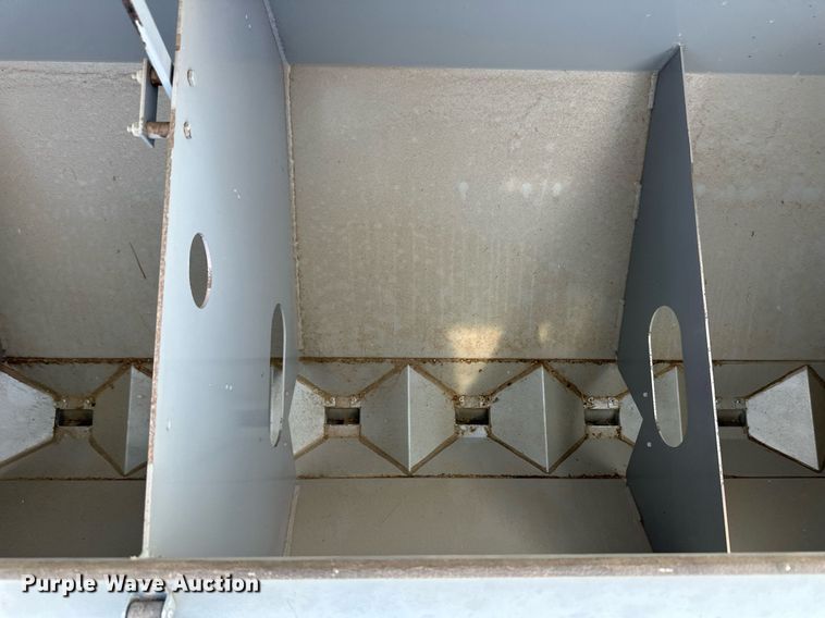 image for item EQ4522 Crustbuster 4745 grain drill