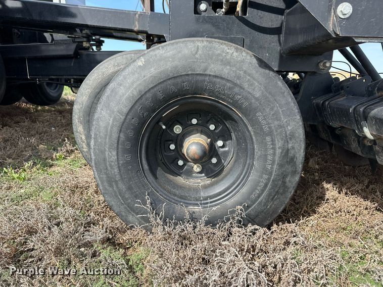 image for item EQ4522 Crustbuster 4745 grain drill