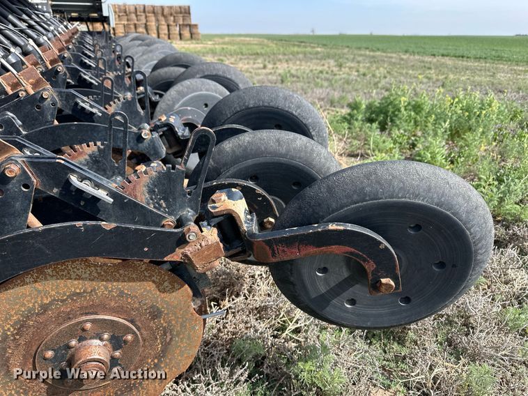 image for item EQ4522 Crustbuster 4745 grain drill