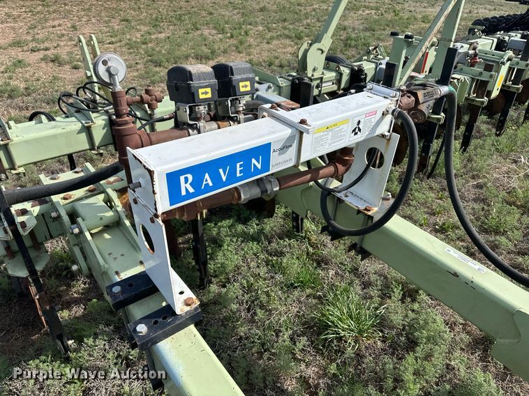 image for item EQ4523 Orthman 613055 row crop cultivator