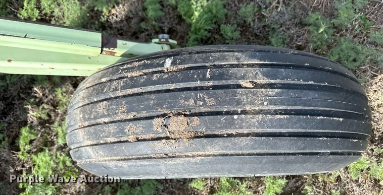 image for item EQ4523 Orthman 613055 row crop cultivator