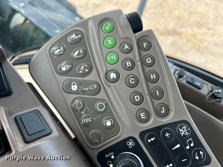 image for item EQ4524 2013 John Deere 9460R 4WD tractor