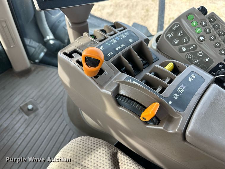 image for item EQ4524 2013 John Deere 9460R 4WD tractor