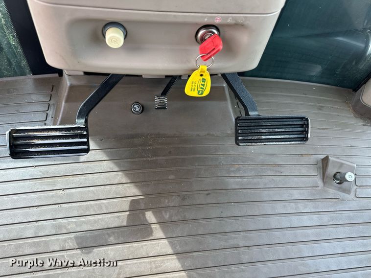 image for item EQ4524 2013 John Deere 9460R 4WD tractor