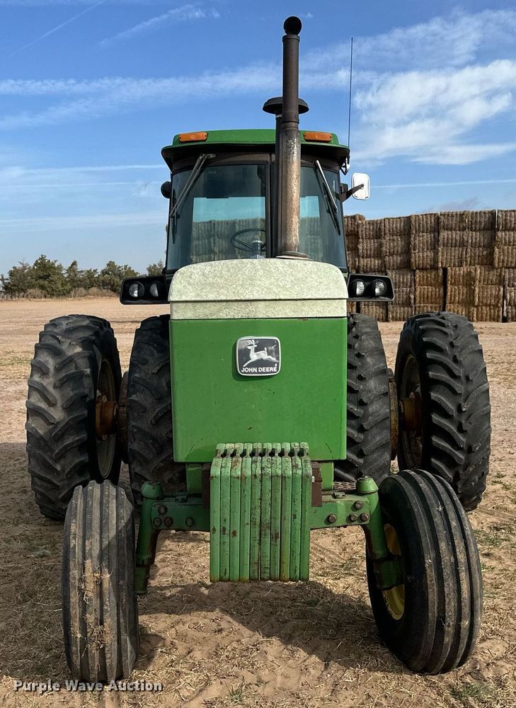 image for item EQ4525 1979 John Deere 4640 tractor