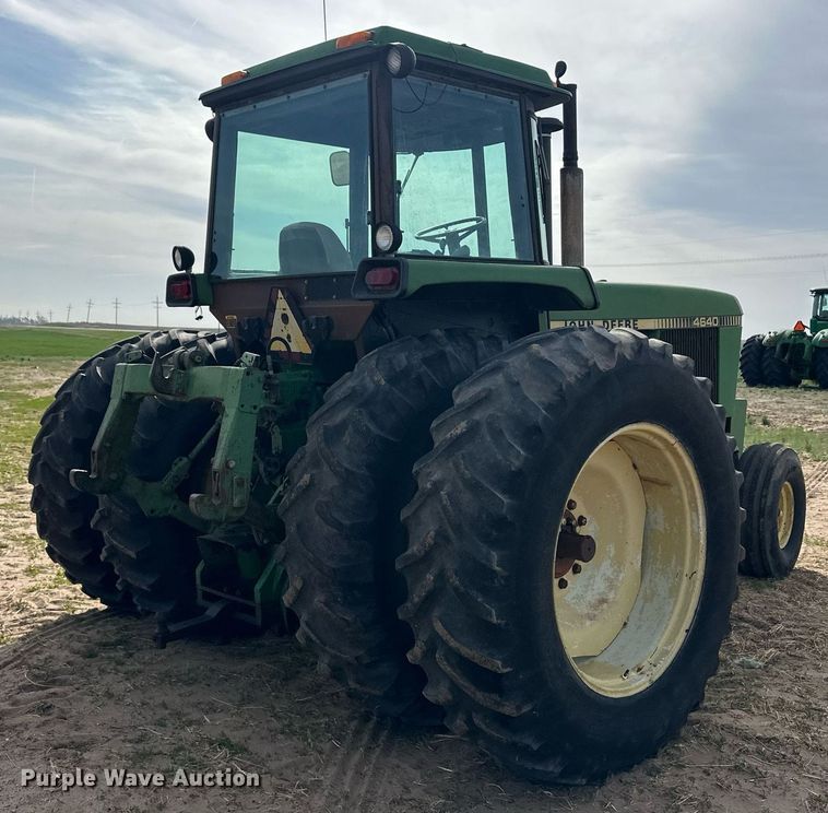 image for item EQ4525 1979 John Deere 4640 tractor
