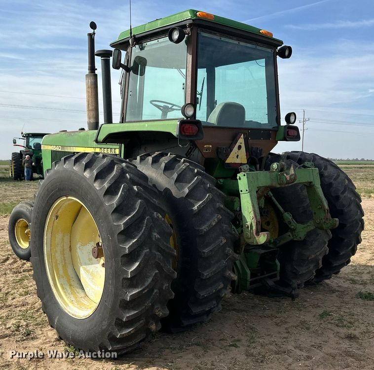 image for item EQ4525 1979 John Deere 4640 tractor