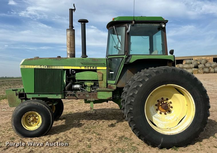 image for item EQ4525 1979 John Deere 4640 tractor