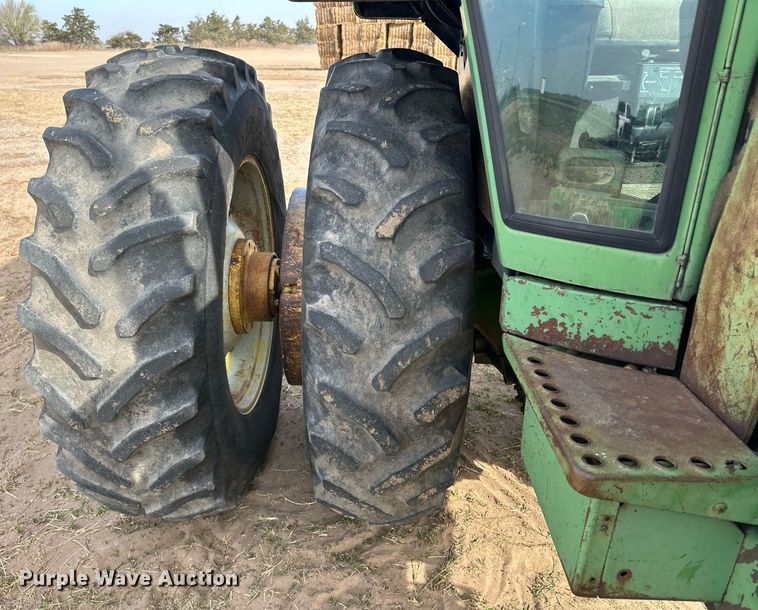 image for item EQ4525 1979 John Deere 4640 tractor