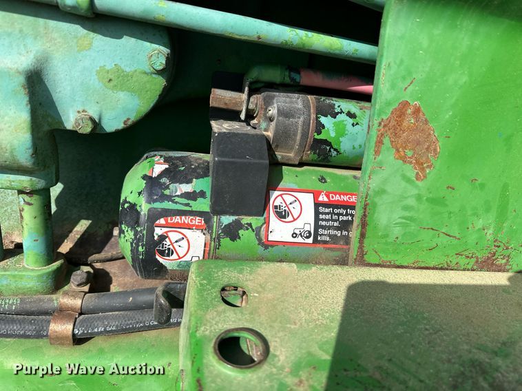 image for item EQ4526 1983 John Deere 4650 tractor