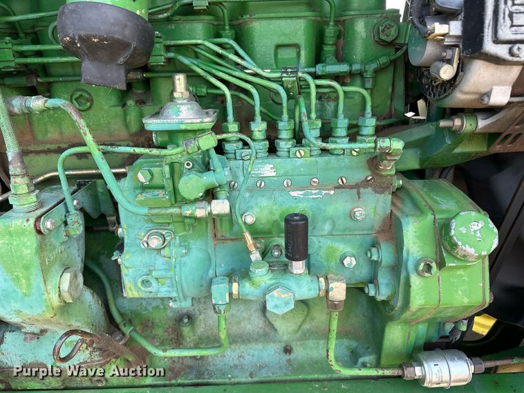 image for item EQ4526 1983 John Deere 4650 tractor