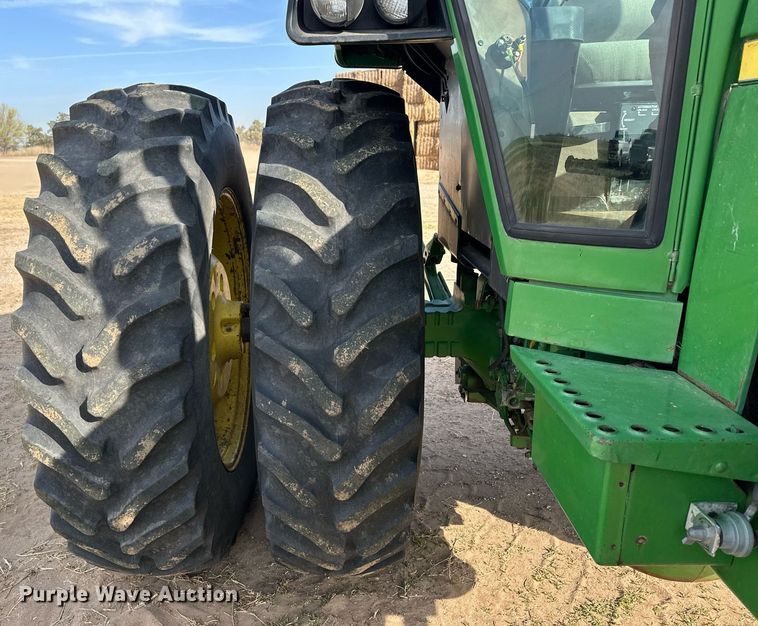 image for item EQ4526 1983 John Deere 4650 tractor