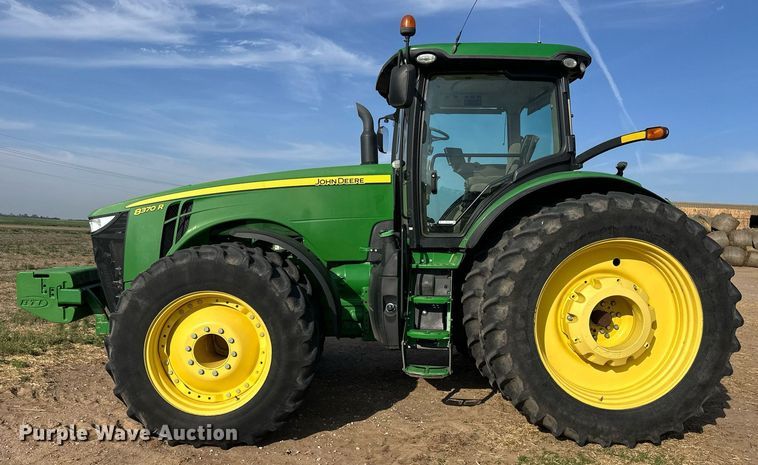 image for item EQ4528 2016 John Deere 8370R MFWD tractor