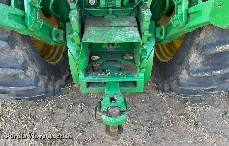 image for item EQ4528 2016 John Deere 8370R MFWD tractor