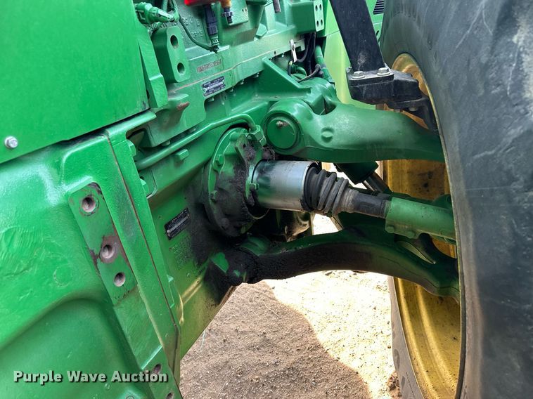image for item EQ4528 2016 John Deere 8370R MFWD tractor
