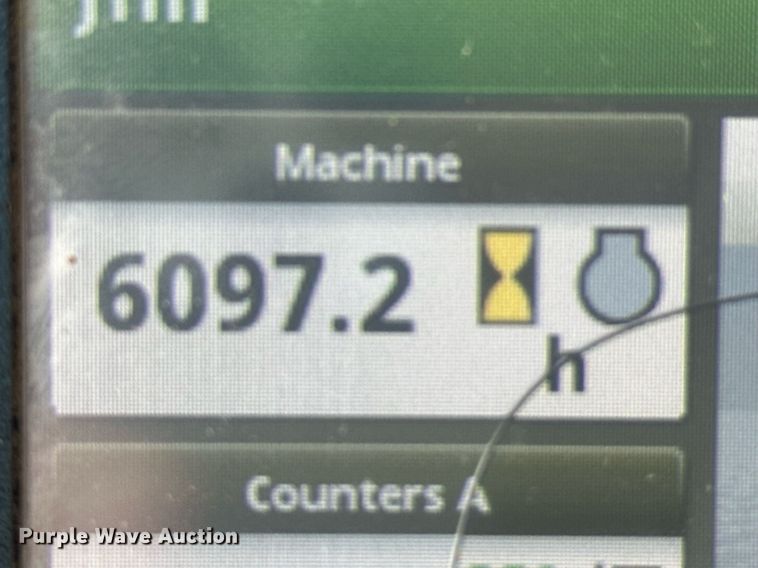 image for item EQ4528 2016 John Deere 8370R MFWD tractor