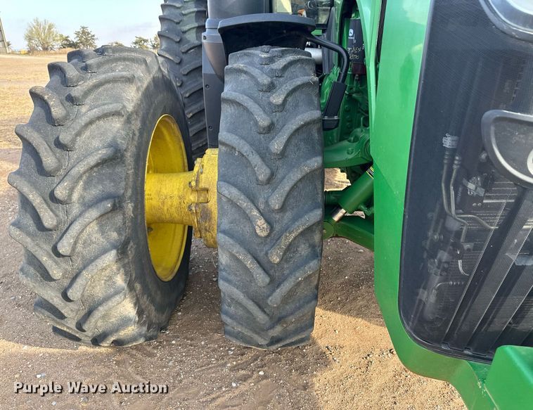 image for item EQ4528 2016 John Deere 8370R MFWD tractor