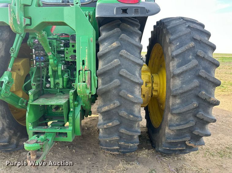 image for item EQ4528 2016 John Deere 8370R MFWD tractor