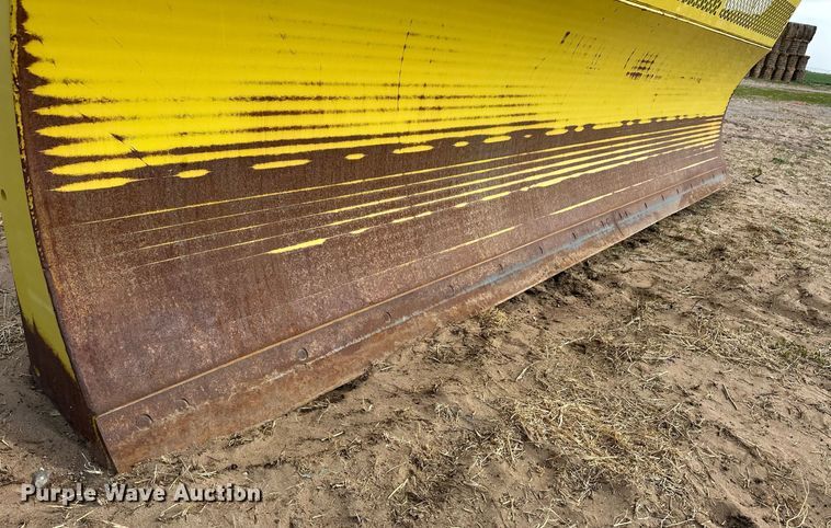 image for item EQ4529 Degelman 7200 blade