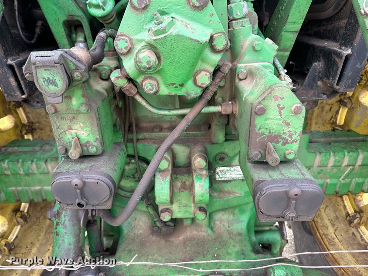 image for item EQ4533 1985 John Deere 4650 tractor