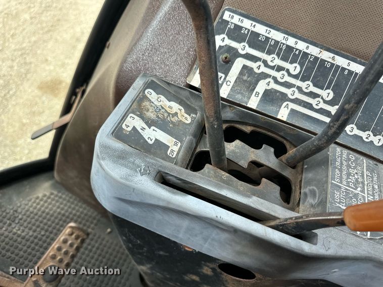 image for item EQ4533 1985 John Deere 4650 tractor