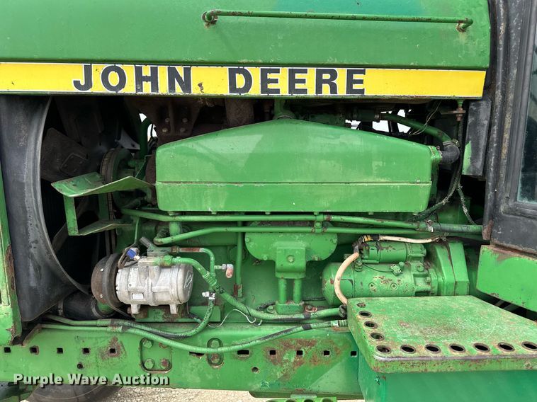 image for item EQ4533 1985 John Deere 4650 tractor