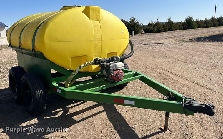 image for item EQ4543 Nurse tank trailer