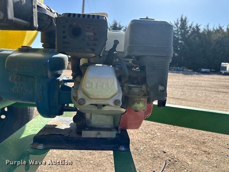 image for item EQ4543 Nurse tank trailer