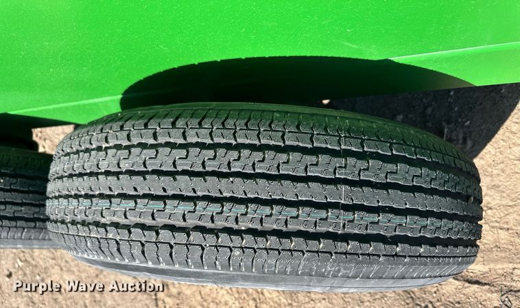 image for item EQ4543 Nurse tank trailer