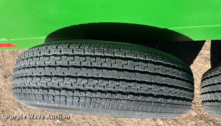 image for item EQ4543 Nurse tank trailer