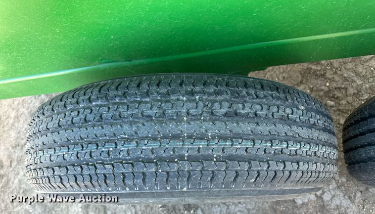 image for item EQ4543 Nurse tank trailer