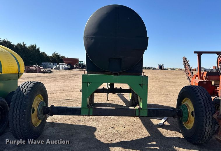 image for item EQ4544 Nurse tank trailer