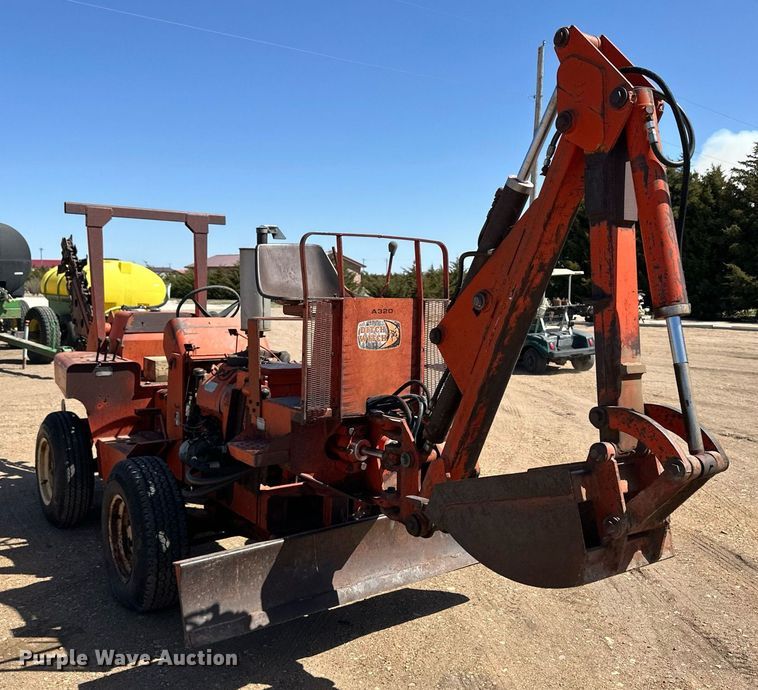 image for item EQ4545 1980 Ditch Witch R40 trencher
