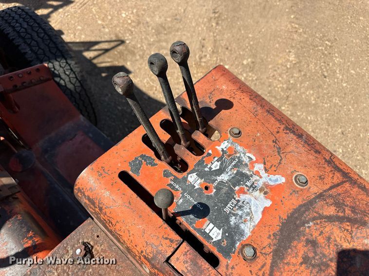 image for item EQ4545 1980 Ditch Witch R40 trencher