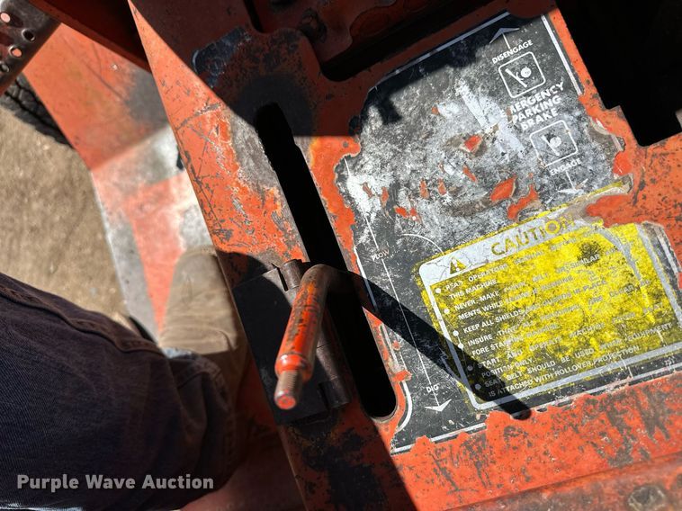 image for item EQ4545 1980 Ditch Witch R40 trencher