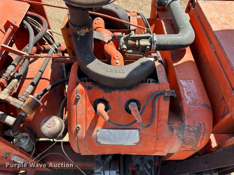 image for item EQ4545 1980 Ditch Witch R40 trencher