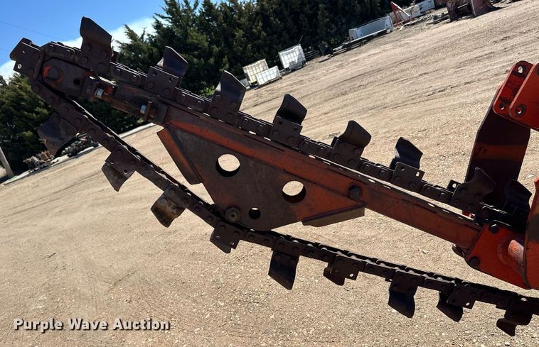 image for item EQ4545 1980 Ditch Witch R40 trencher