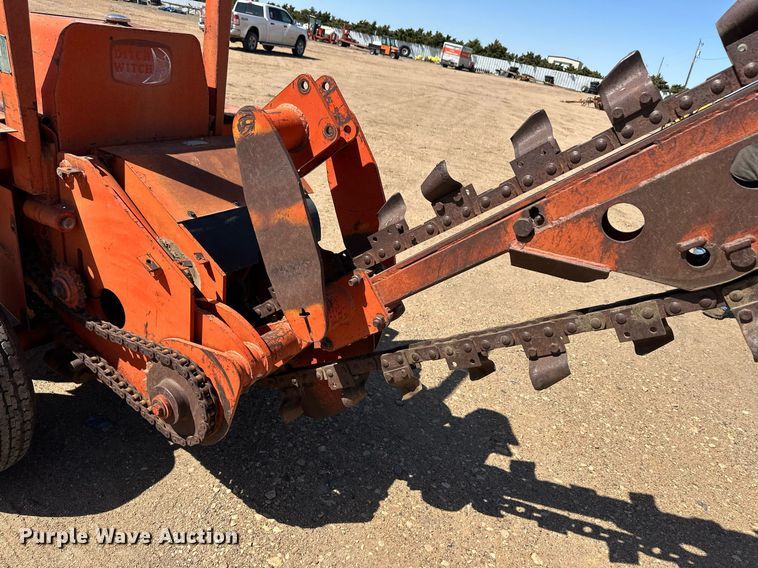 image for item EQ4545 1980 Ditch Witch R40 trencher